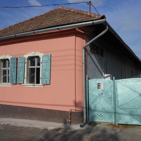 Merum Pinceszet Es Vendegszoba Tállya Exteriér fotografie